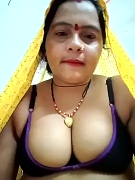 Snapshot of Hot_komal1 chatting on 9, 3, 2026 Hot komal1 online show from 9, 3, 2026