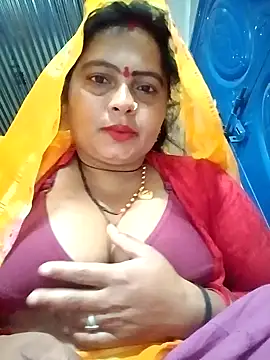Snapshot of Hot_komal1 chatting on 10, 4, 2026 Hot komal1 online show from 10, 4, 2026
