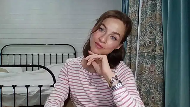 Niravyn  online show from 10, 9, 2025