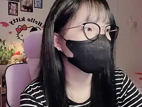 keelinnn19 online show from 5, 12, 2025