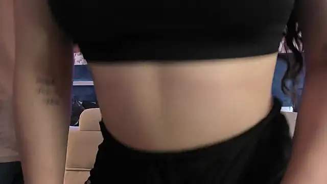 Snapshot of NickandAbby_ chatting on 5, 2, 2026 NickandAbby online show from 5, 2, 2026