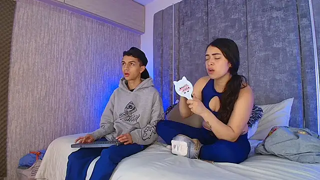 Snapshot of NickandAbby_ chatting on 14, 3, 2026 NickandAbby online show from 14, 3, 2026