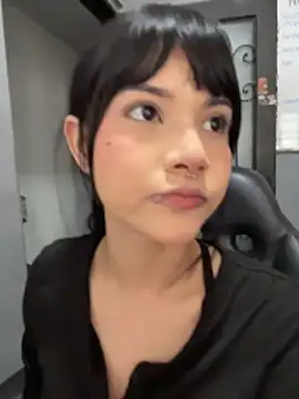 TatiLee online show from 5, 4, 2026