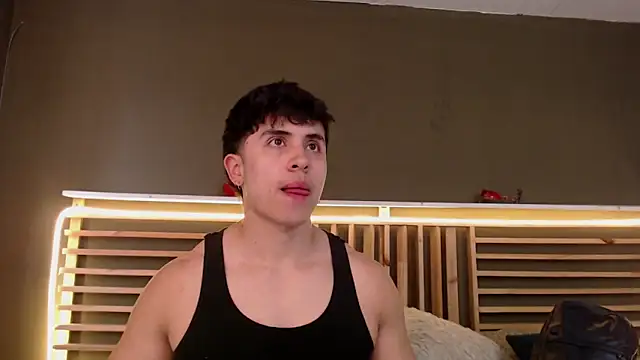 Snapshot of PaulEvens chatting on 16, 1, 2026 PaulEvens online show from 16, 1, 2026