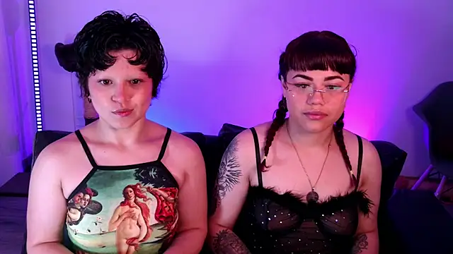 Snapshot of marsearth22_ chatting on 18, 10, 2025 marsearth22 online show from 18, 10, 2025