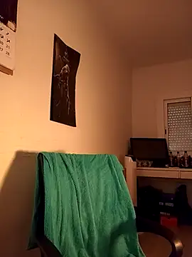 Snapshot of rayolexxx chatting on 22, 9, 2025 rayolexxx online show from 22, 9, 2025