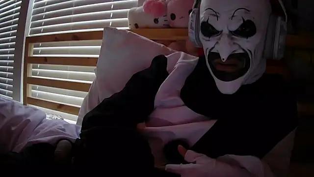 8inchess online show from 5, 12, 2025