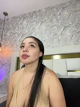 Snapshot of MiaFarkash chatting on 13, 5, 2026 MiaFarkash online show from 13, 5, 2026