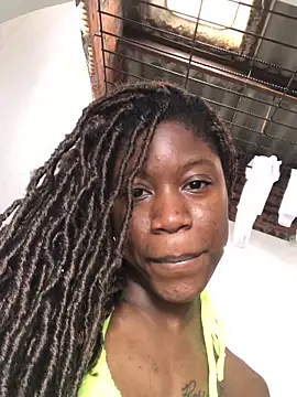 MichellePose online show from 23, 10, 2025