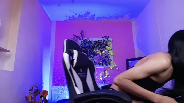 Katy bratz  online show from 30, 9, 2025