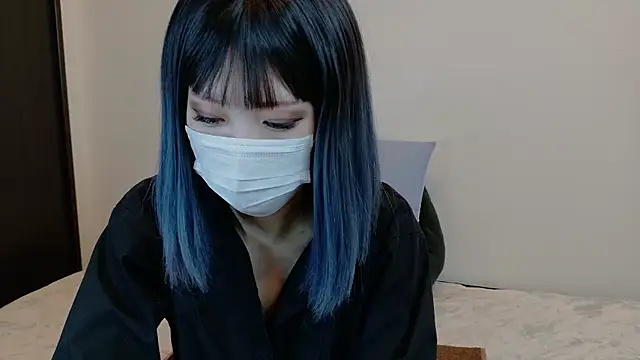 sarina at online show from 3, 2, 2026