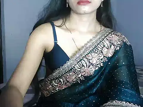 Snapshot of ROSE_GOLDE chatting on 23, 2, 2026 ROSE GOLDE online show from 23, 2, 2026