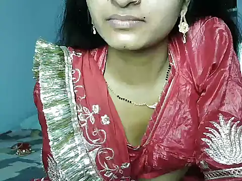 Snapshot of ROSE_GOLDE chatting on 14, 6, 2026 ROSE GOLDE online show from 14, 6, 2026
