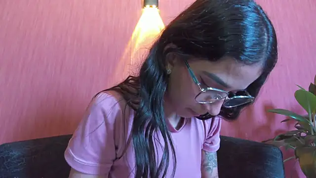 DanielaMonroe online show from 13, 4, 2026