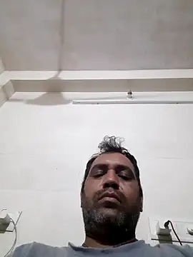 Hot-boy077 online show from 3, 3, 2026