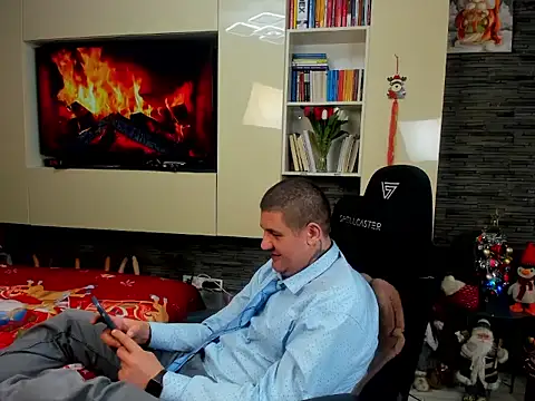 SpartacusDaddy48 online show from 18, 1, 2026