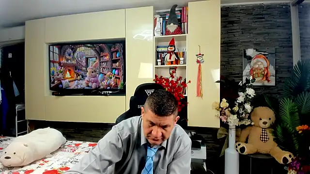 SpartacusDaddy48 online show from 3, 4, 2026