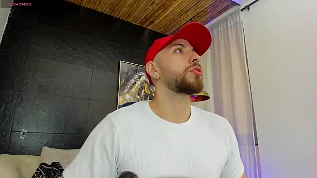 Maximo Wolff online show from 28, 10, 2025