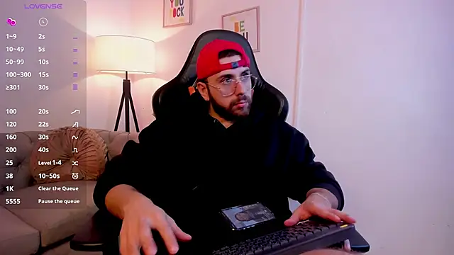 Maximo Wolff online show from 4, 6, 2026
