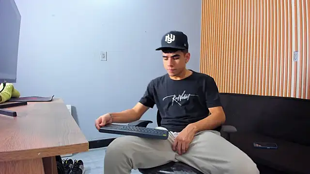 zack joness10 online show from 22, 10, 2025