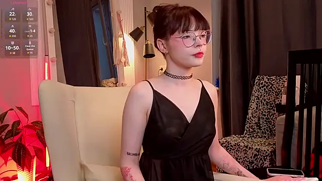 Misa Perfect online show from 3, 12, 2025