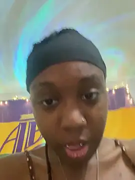 HennessyBaby21 online show from 15, 3, 2026