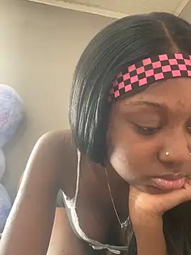 HennessyBaby21 online show from 9, 4, 2026