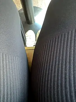 HiddenHoneyLDN online show from 8, 11, 2025