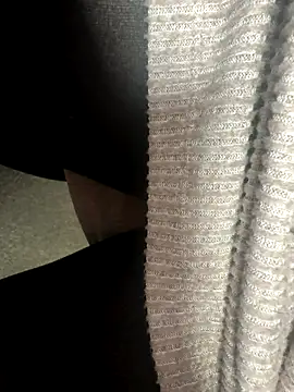 Snapshot of HiddenHoneyLDN chatting on 16, 12, 2025 HiddenHoneyLDN online show from 16, 12, 2025