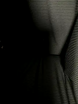 Snapshot of HiddenHoneyLDN chatting on 22, 12, 2025 HiddenHoneyLDN online show from 22, 12, 2025