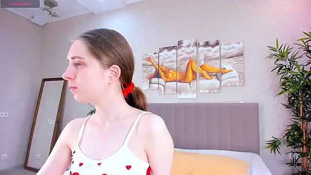 Snapshot of Camilla_Kelly chatting on 12, 5, 2026 Camilla Kelly online show from 12, 5, 2026