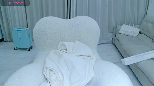 rainybb online show from 5, 10, 2025