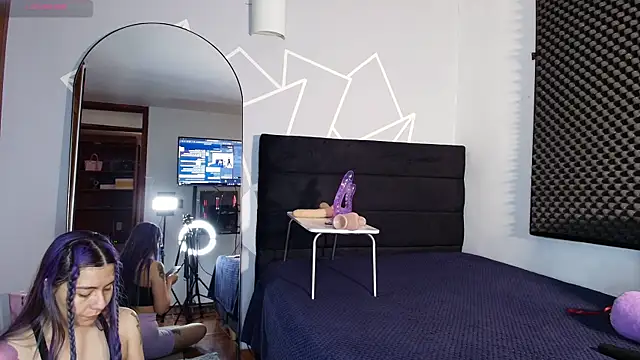 Snapshot of karlamoon23 chatting on 3, 4, 2026 karlamoon23 online show from 3, 4, 2026