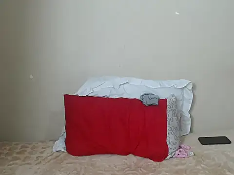 Snapshot of _SweetLips_ chatting on 21, 9, 2025 SweetLips online show from 21, 9, 2025