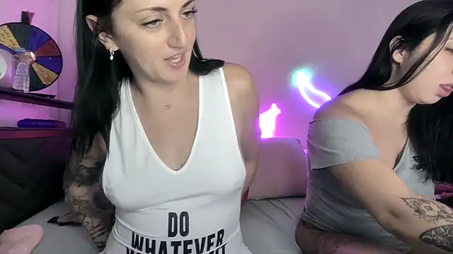 Snapshot of torithequeen chatting on 27, 7, 2026 torithequeen online show from 27, 7, 2026