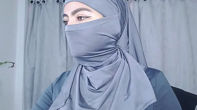 Snapshot of jade_nassar chatting on 30, 4, 2026 jade nassar online show from 30, 4, 2026