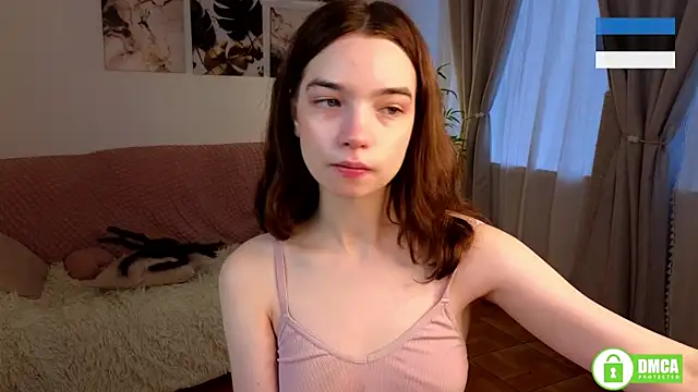 Snapshot of Evi_Brook chatting on 7, 11, 2025 Evi Brook online show from 7, 11, 2025