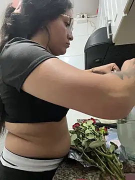 Snapshot of Alyha_Cortes chatting on 20, 11, 2025 Alyha Cortes online show from 20, 11, 2025