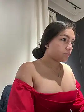 Snapshot of Alyha_Cortes chatting on 27, 11, 2025 Alyha Cortes online show from 27, 11, 2025