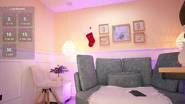 LoonaNyx online show from 5, 12, 2025