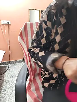 Shalu G online show from 14, 11, 2025