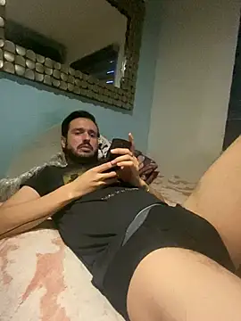 Snapshot of Alexitho25 chatting on 28, 6, 2026 Alexitho25 online show from 28, 6, 2026