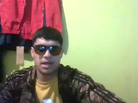 Snapshot of juanfritaa21 chatting on 15, 9, 2025 juanfritaa21 online show from 15, 9, 2025