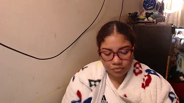 Snapshot of madelene chatting on 5, 3, 2026 madelene online show from 5, 3, 2026