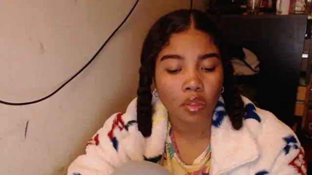 Snapshot of madelene chatting on 22, 3, 2026 madelene online show from 22, 3, 2026