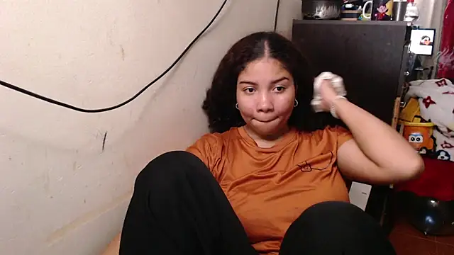 Snapshot of madelene chatting on 25, 3, 2026 madelene online show from 25, 3, 2026