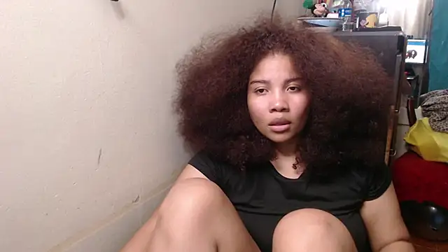 Snapshot of madelene chatting on 21, 4, 2026 madelene online show from 21, 4, 2026
