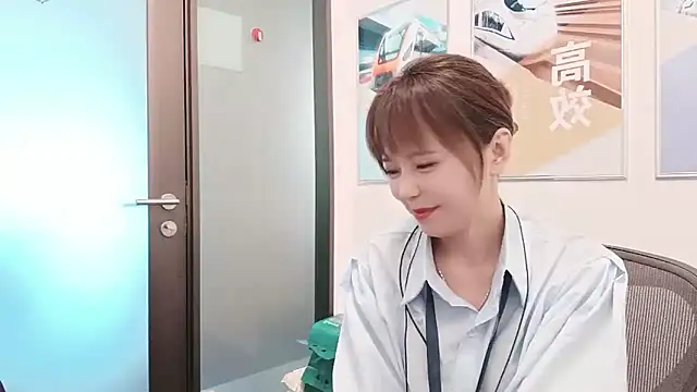 Snapshot of KKMM168 chatting on 11, 9, 2025 KKMM168 online show from 11, 9, 2025