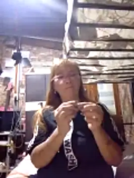 SexyHottMom online show from 18, 12, 2025