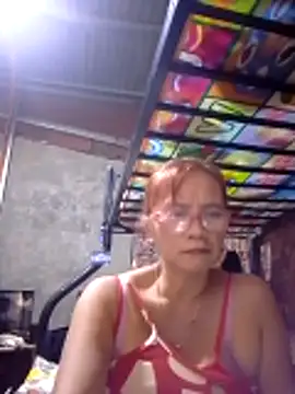 SexyHottMom online show from 2, 2, 2026